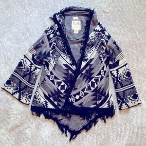 Billabong Fringe Cardigan Medium‎ Aztec Boho Knit Wrap Sweater Gray Black Cozy
